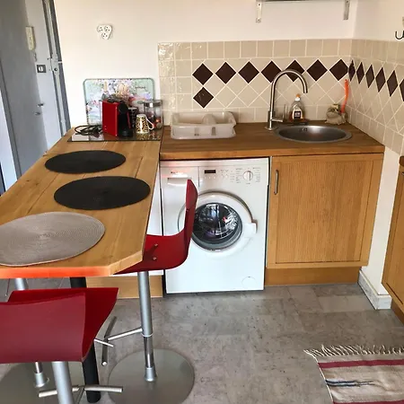 Daire Coquet Avec Grande Terrasse *